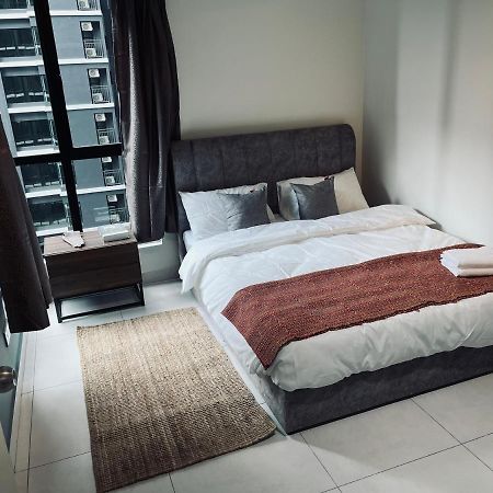 Maxim 2 Bedrooms Mrt Station Cheras Kuala Lumpur Homestay Екстер'єр фото