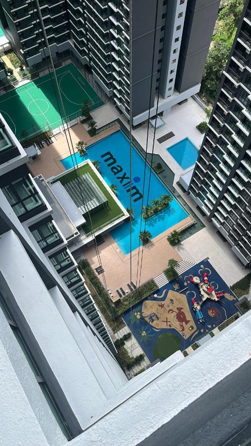 Maxim 2 Bedrooms Mrt Station Cheras Kuala Lumpur Homestay Екстер'єр фото