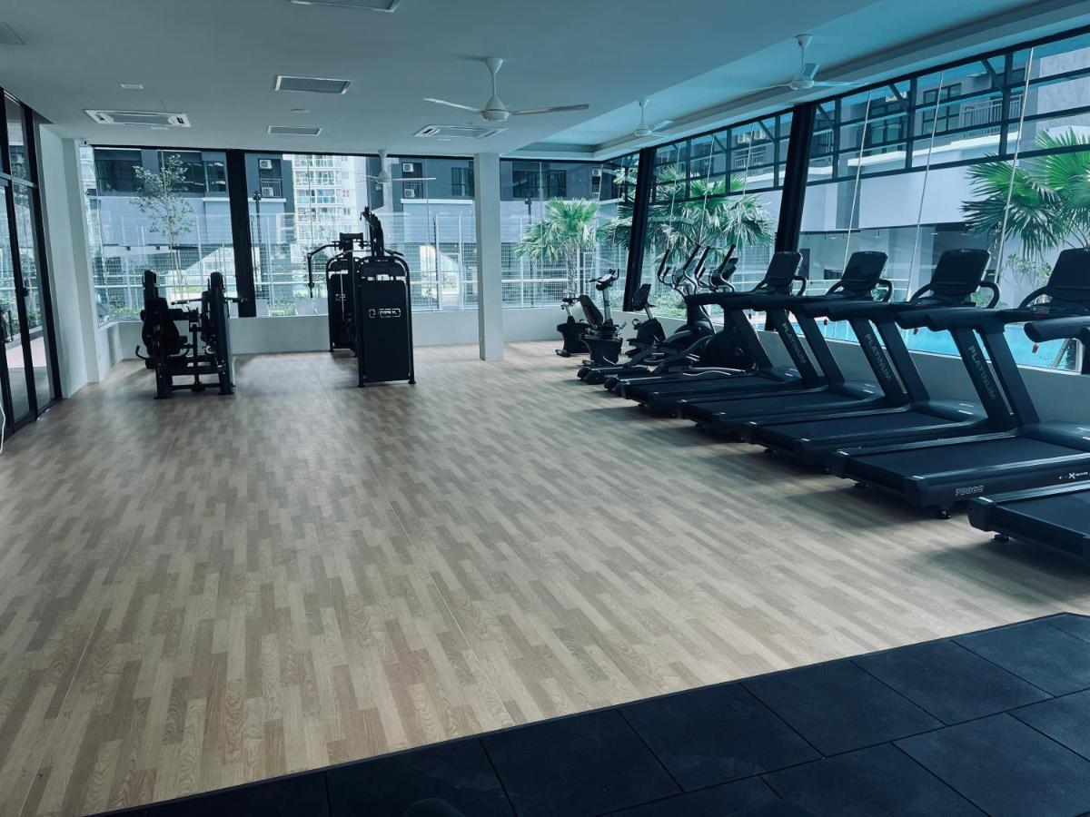Maxim 2 Bedrooms Mrt Station Cheras Kuala Lumpur Homestay Екстер'єр фото
