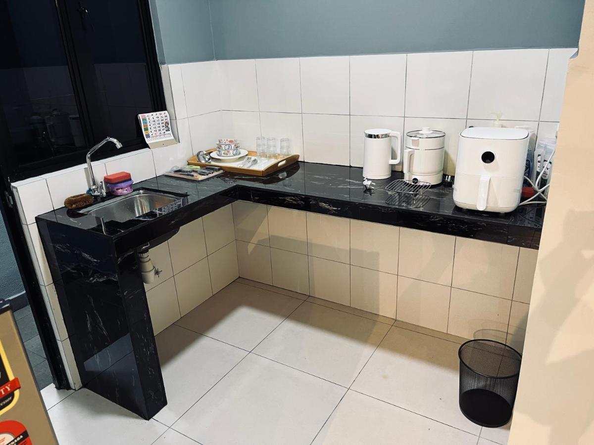Maxim 2 Bedrooms Mrt Station Cheras Kuala Lumpur Homestay Екстер'єр фото